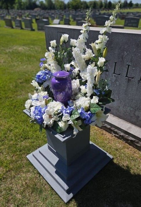 rsz_urn4-768x1024-1